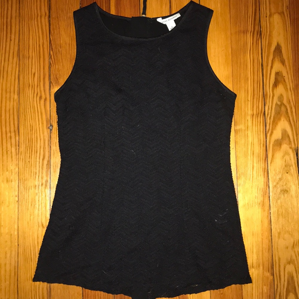 Black lace chevron Banana Republic top - Size 2
